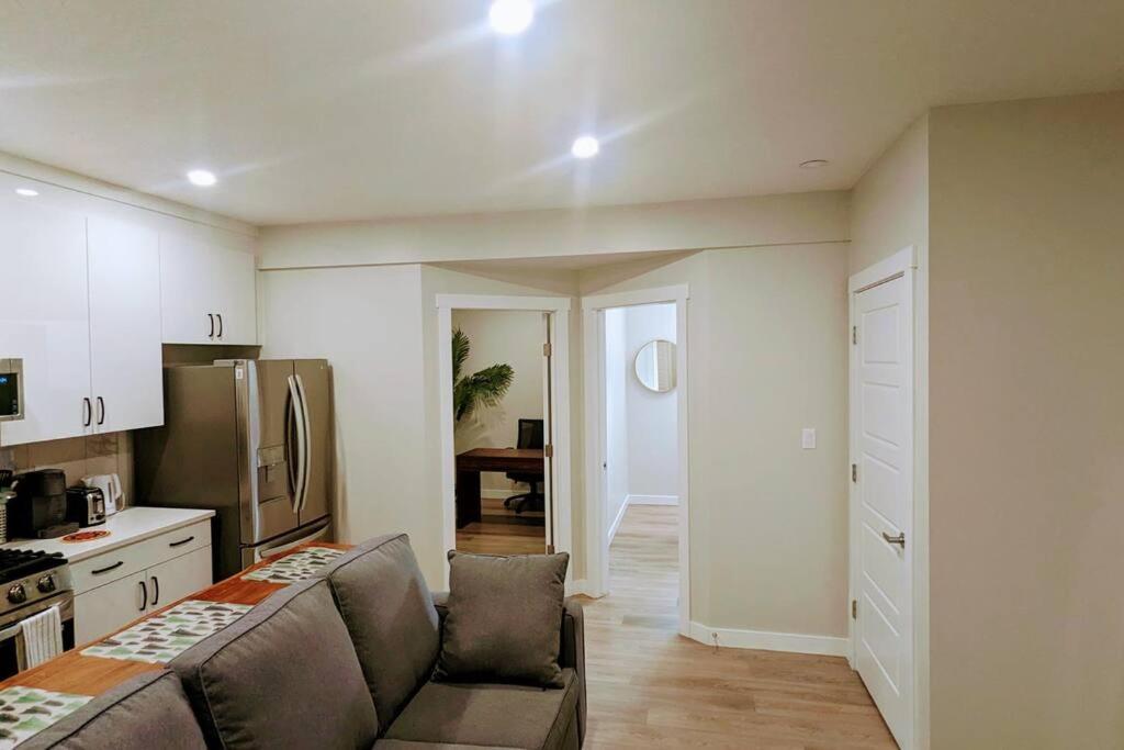 Cozy Basement For A Lovely & Perfect For Wfh * Edmonton